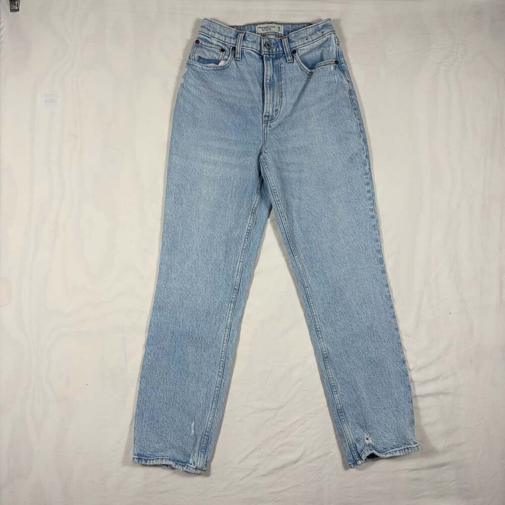 Abercrombie & Fitch The 90s Straight Ultra High Rise Curve Love Size 25 0s Light